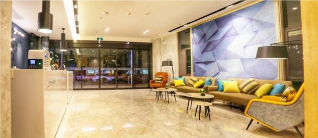 Куньмин: Echarm Hotel Kunming Haitun Road Economic Management College