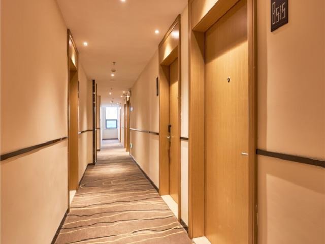 Лючжоу: City Comfort Inn Liuzhou Wuling Liutai Road