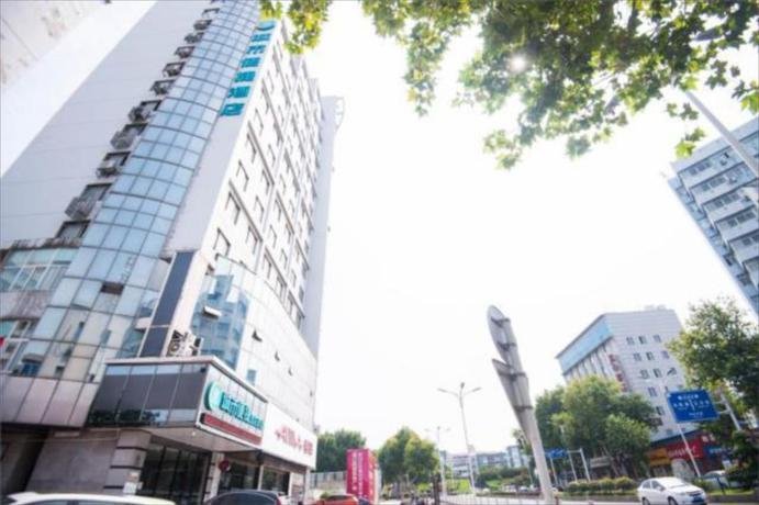 City Comfort Inn Zhenjiang Dashikou Suning Plaza — фото 1