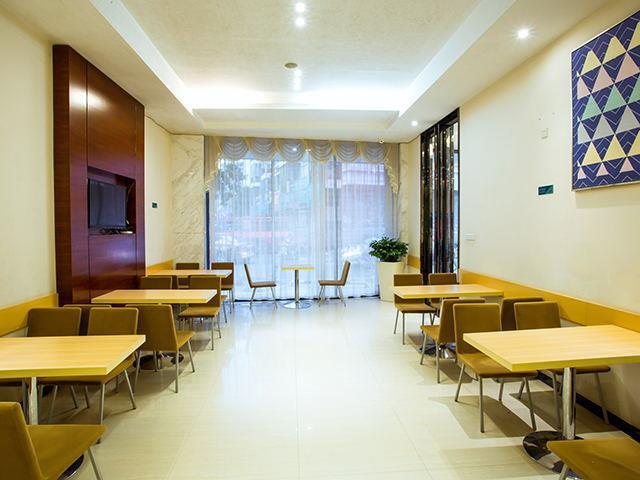 Гуйлинь: City Comfort Inn Guilin North Railway Station