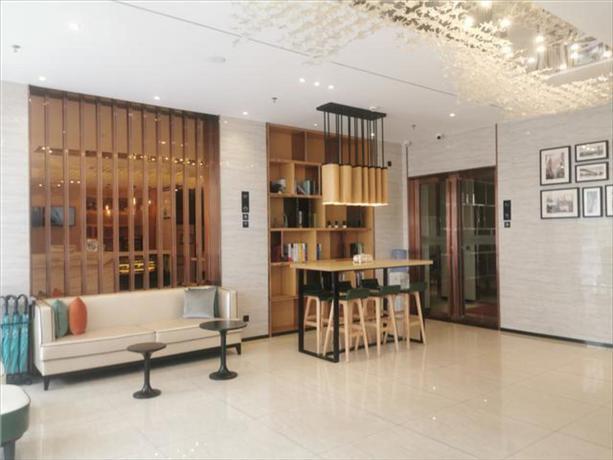 Чжуншань: 梵泊酒店(中山灯都古镇华艺广场店)