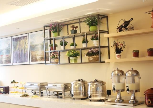 Чандэ: City Comfort Inn Changde Lixian Taohuatan