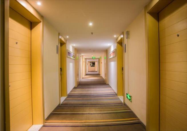 Хэчи: City Comfort Inn Hechi Dahua