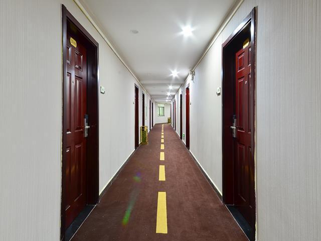 JTour Inn Wuchang Zhongnan University of Economics and Law — фото 1
