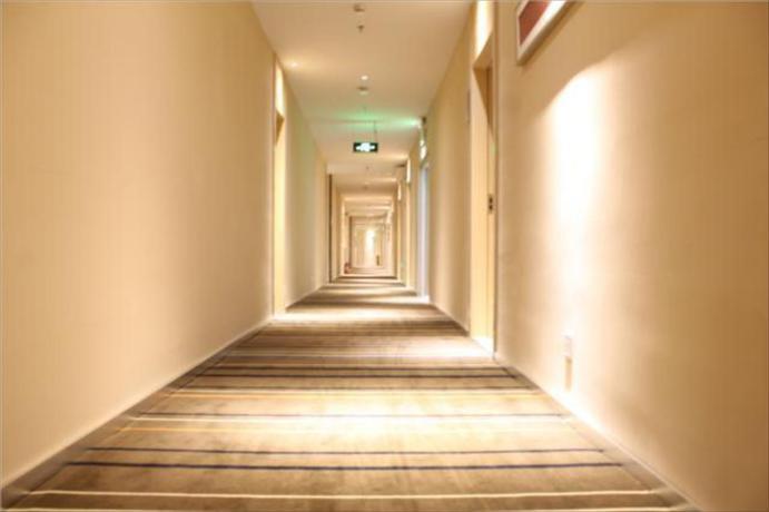 Чжухай: City Comfort Inn Zhuhai University Town Tangjiawan Square