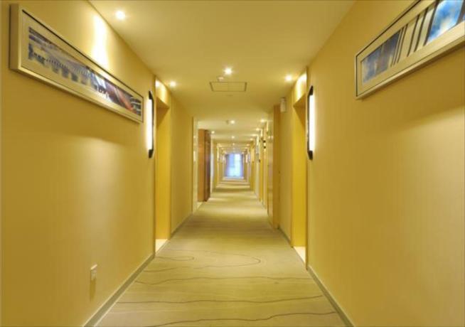 City Comfort Inn Wuhan Julong Avenue Metro Station — фото 1