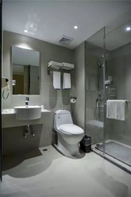 Мааньшань: City Comfort Inn Dangtu High Speed East Railway Station RT-Mart