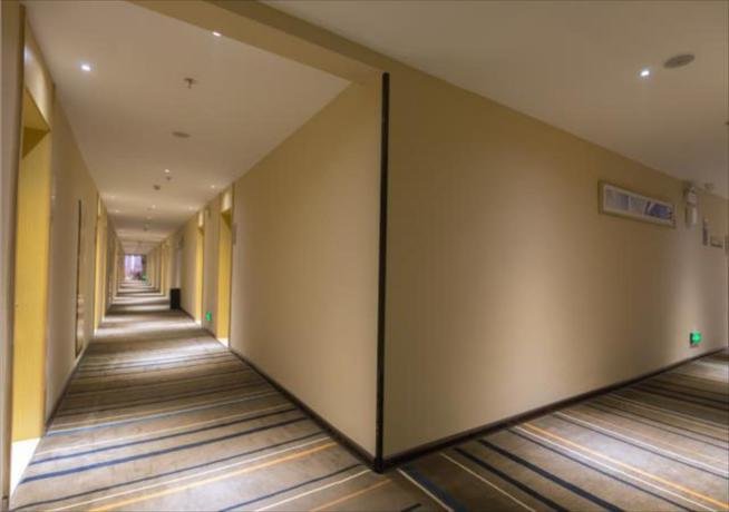 Лючжоу: City Comfort Inn Liuzhou Railway Station West Square
