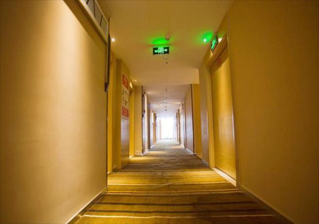 Мяньчжу: City Comfort Inn Deyang Guanghan Jinghuatianjie
