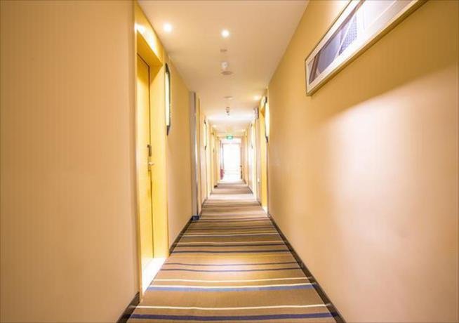Учжоу: City Comfort Inn Wuzhou Qiloucheng