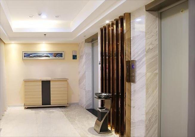 Личуань: City Comfort Inn Lichuan Tenglong Avenue