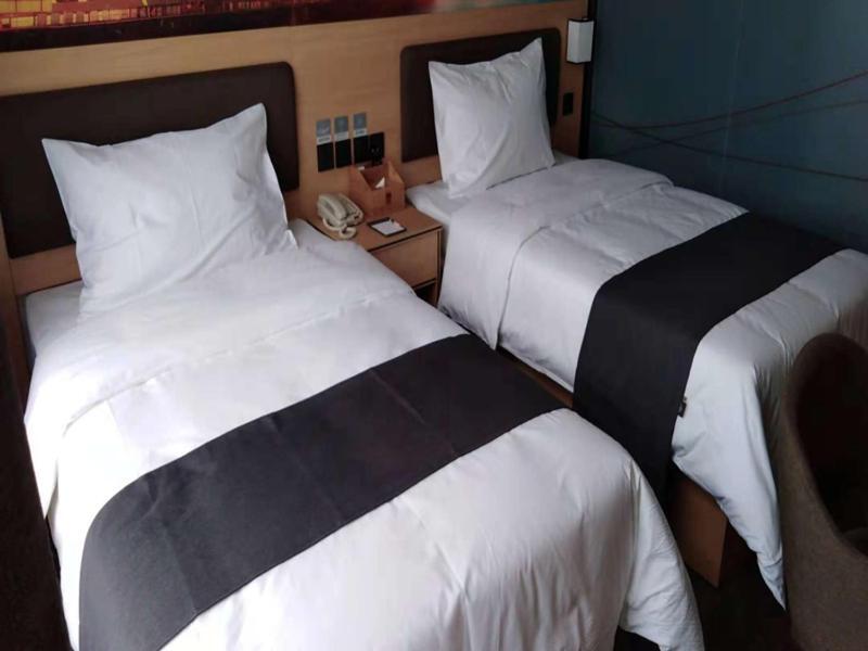 Кайфын: Thank Inn Plus Hotel Henan Kaifeng Tongxu county Renmin Road