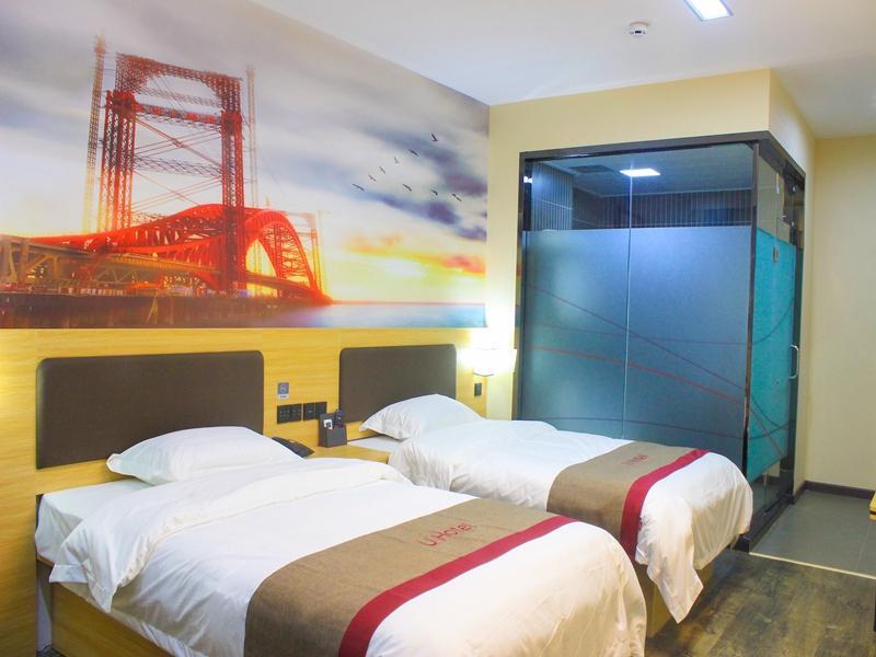 Дежоу: Thank Inn Plus Hotel Shandong Dezhou Yucheng City Yuwang Street