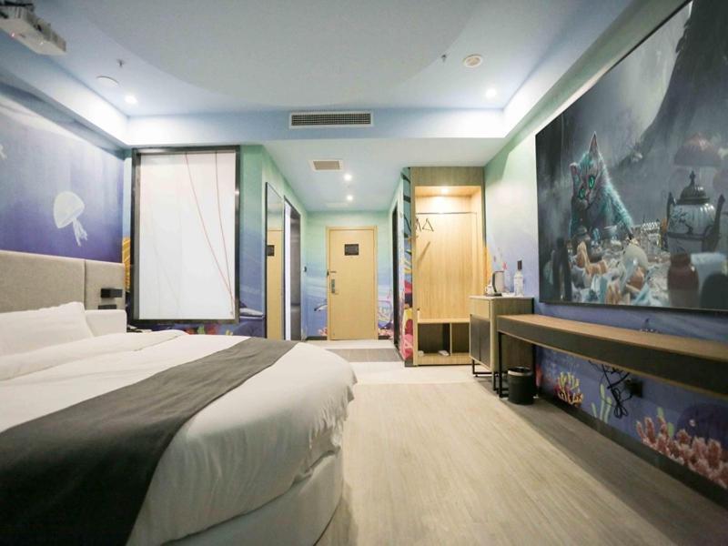 Циндао: Thank Inn Plus Hotel Qingdao Licang Wan Nianquan Road