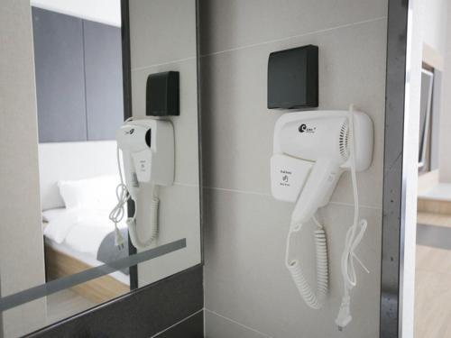 Циндао: Thank Inn Plus Hotel Qingdao Licang Wan Nianquan Road