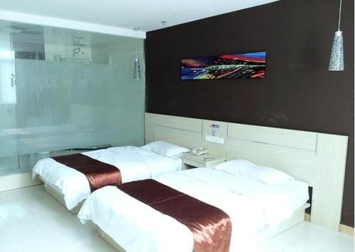 Тайчжоу: Thank Inn Plus Hotel Jiangyan Pedestrian Street