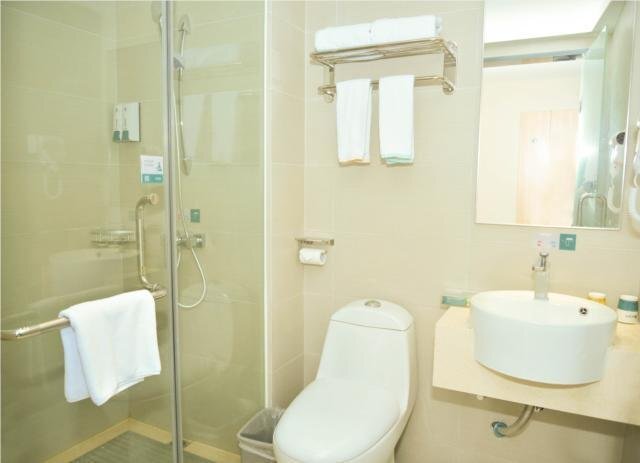 Чжуншань: City Comfort Inn Zhongshan Xiaolan Xinduhui Gymnasium