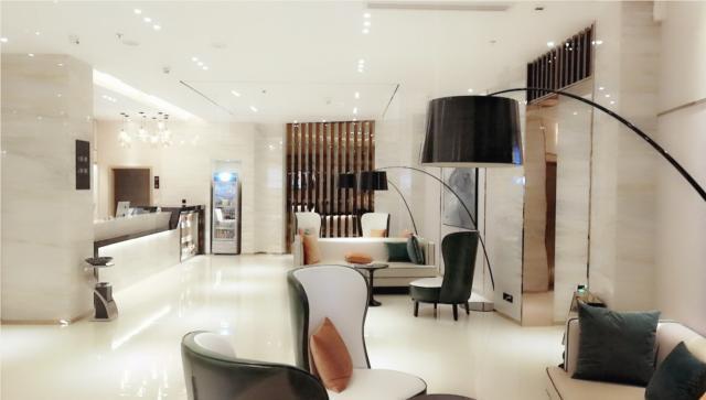 Чунцин: City Comfort Inn Chongqing Jiefangbei Hongyadong
