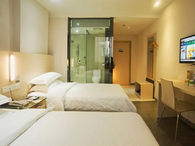 Маоминг: City Comfort Inn Maoming Xuefu