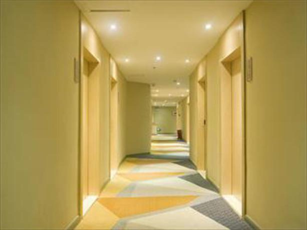 Маоминг: City Comfort Inn Maoming Xuefu