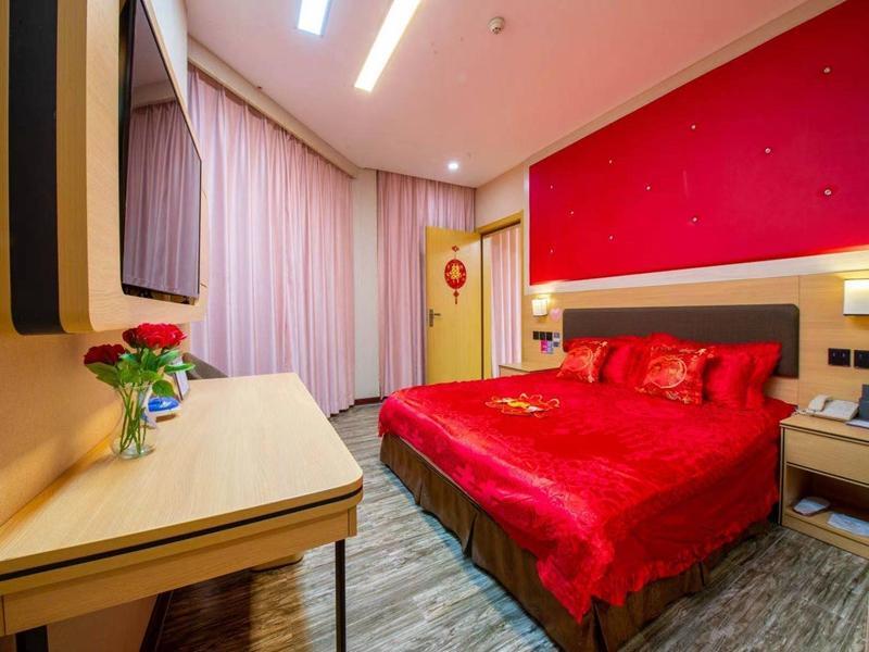 Джин-Чжоу: Thank Inn Plus Hotel Hubei Jingzhou City Jingzhou District Railway Station