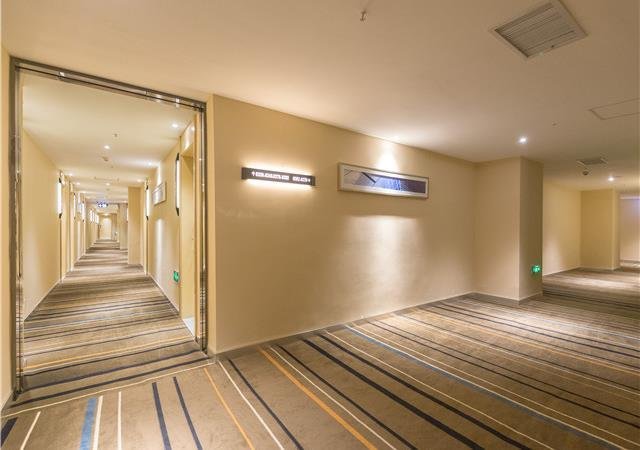 City Comfort Inn Liuzhou Wuling Liugong Avenue Yihuacheng — фото 1