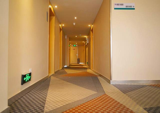 Хуанган: City Comfort Inn Huanggang Huangmei Passenger Station