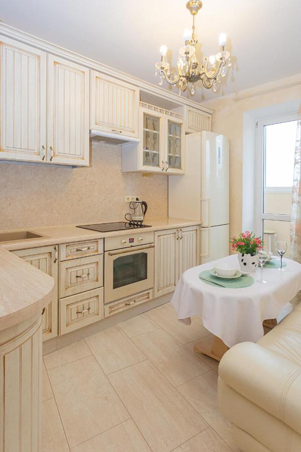Калининград: Appartments on Gagarina