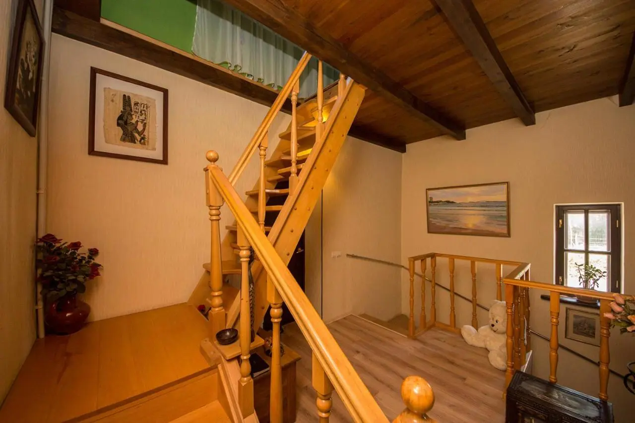 Витязево: Guest House Larisa