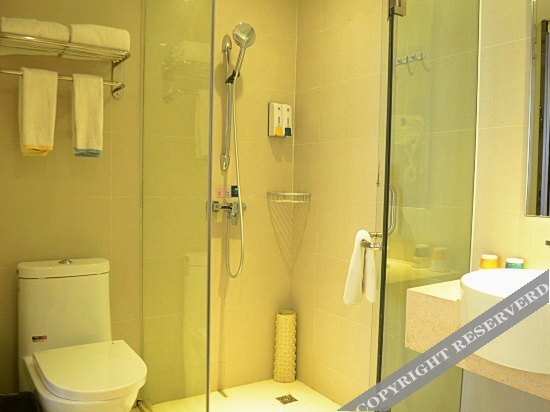 Цзинмэнь: City Comfort Inn Jingmen Nantai