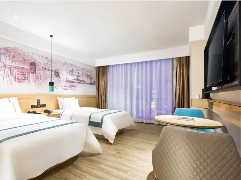 Басуо: City Comfort Inn Dongfang Donghai Road Sports Square