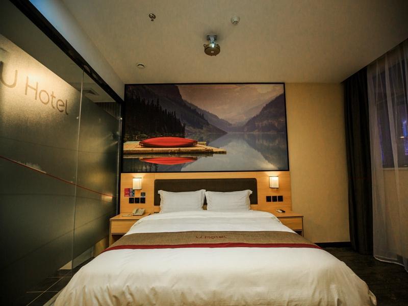 Чунцин: Thank Inn Plus Hotel Chongqing Qijiang high-speed Railway Station Sports Center