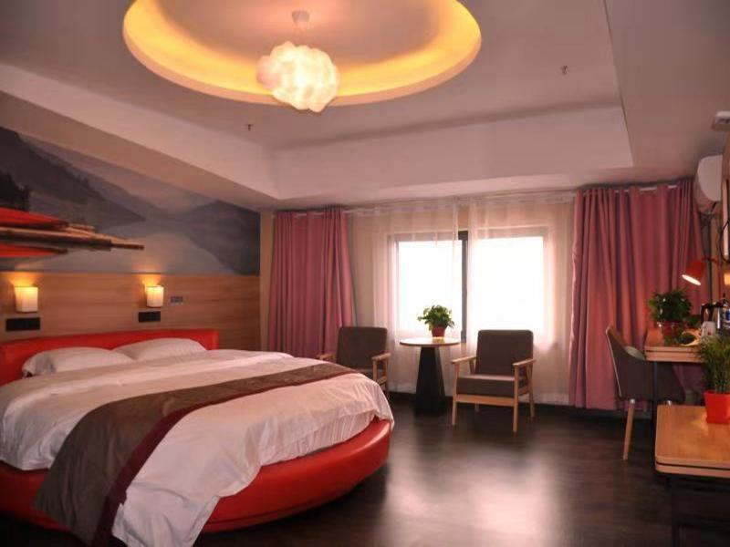 Бочжоу: Thank Inn Plus Hotel Anhui Bozhou Guoyang County Zhanqian Road