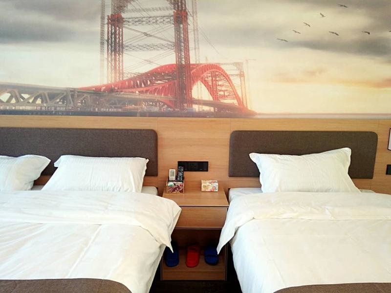 Thank Inn Hotel Hebei Baoding Xiong County Xiongzhou Road — фото 1