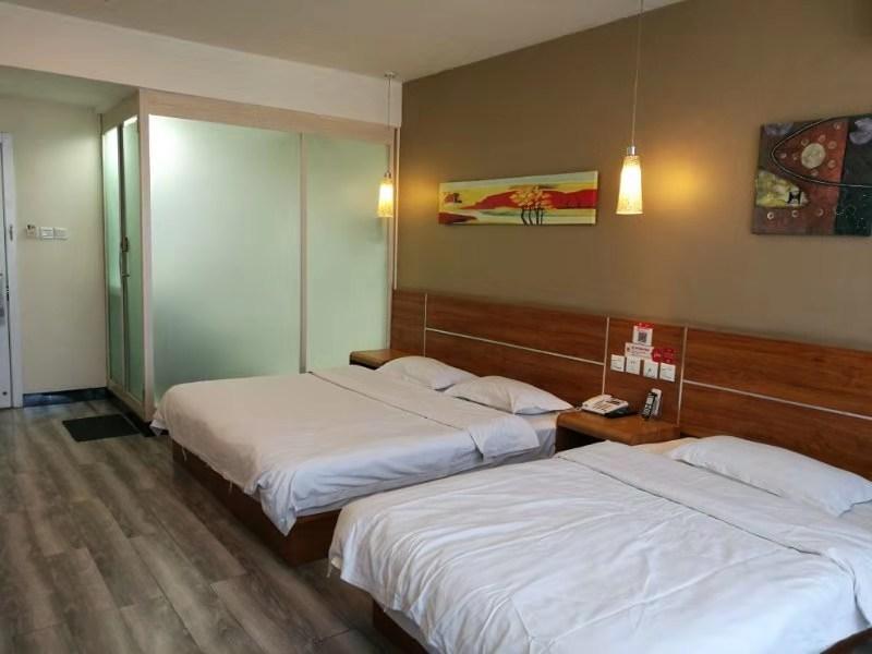 Таншань: Thank Inn Hotel Hebei Tangshan North Railway Station