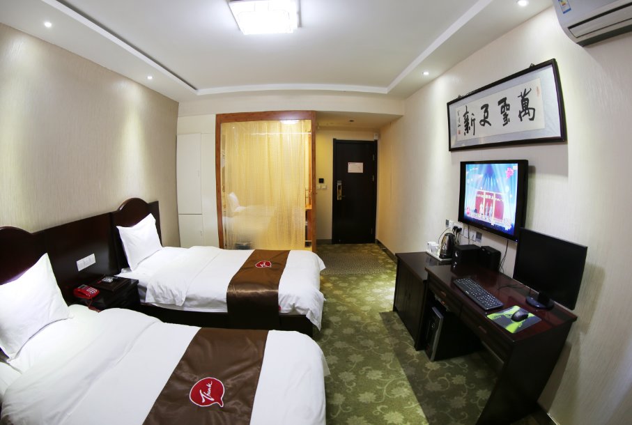 Thank Inn Hotel Gansu Wuwei Liangzhou District Phoenix Road — фото 1