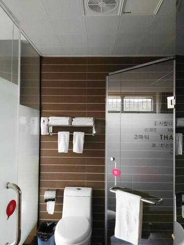Тунляо: Thank Inn Hotel Inner Mongolia Tongliao Kerqin District Tienan Kundulun Street