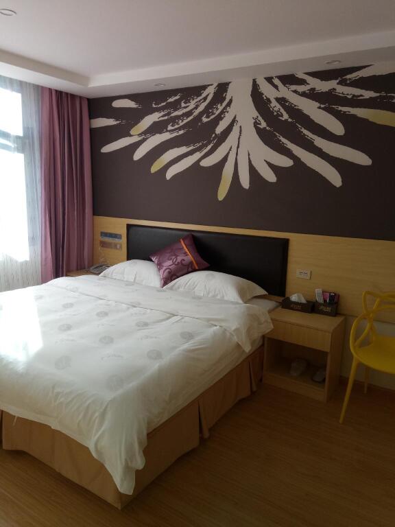 Thank Inn Hotel Guizhou South Prefecture Longli County High-Speed Railway Station — фото 1