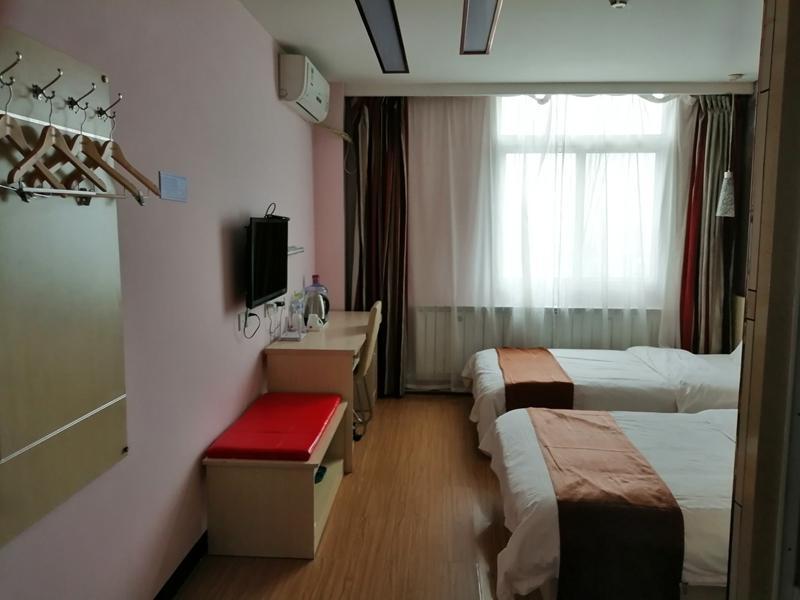 Дежоу: Thank Inn Hotel Shandong Dezhou Ningjin Zhengyang Road Xinhua Mansion
