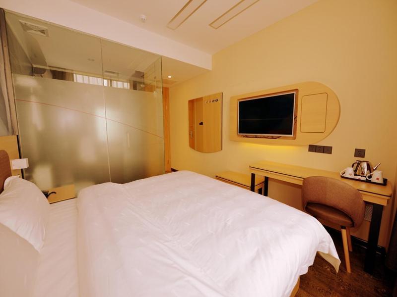 Цзыян: Thank Inn Hotel Sichuan Ziyang Yanjiang District Walmart