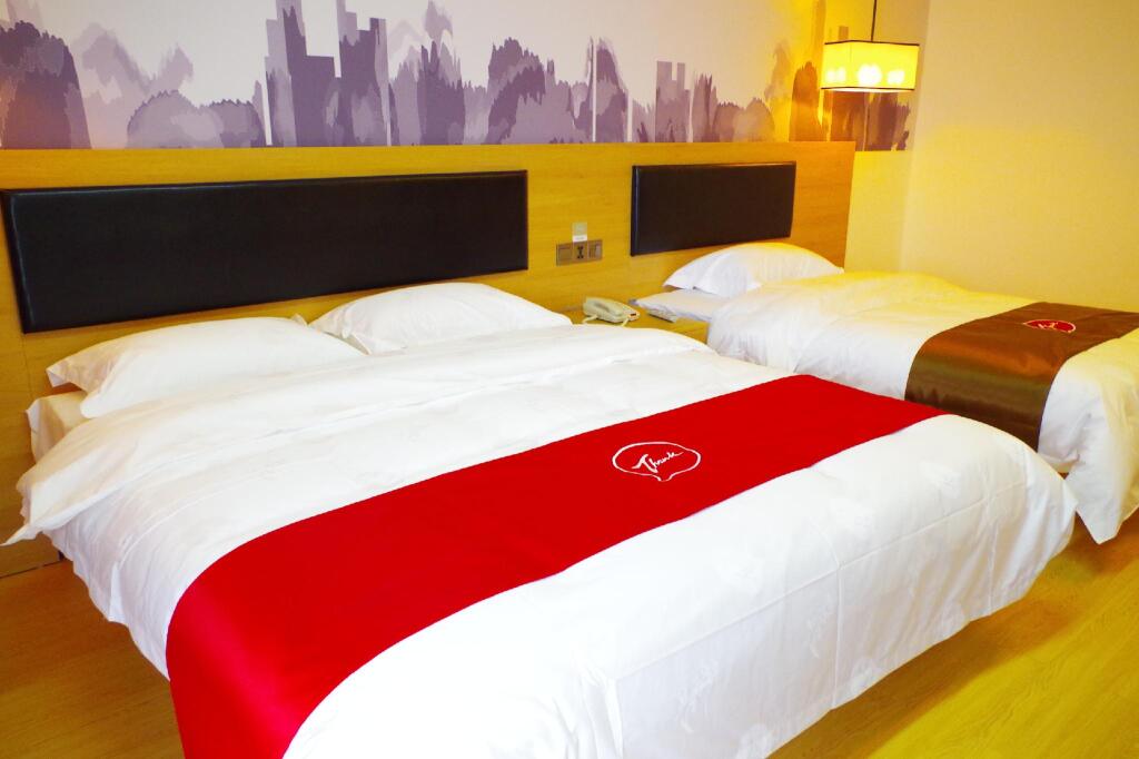 Даньдун: Thank Inn Hotel Liaoning Dandong Zhenxing District Harmonious Home