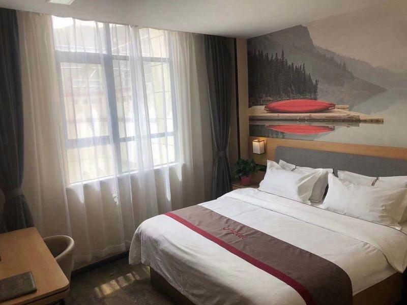Гяжуглинг: Thank Inn Hotel Tibet Lhasa Konggang New District Gongga Airport