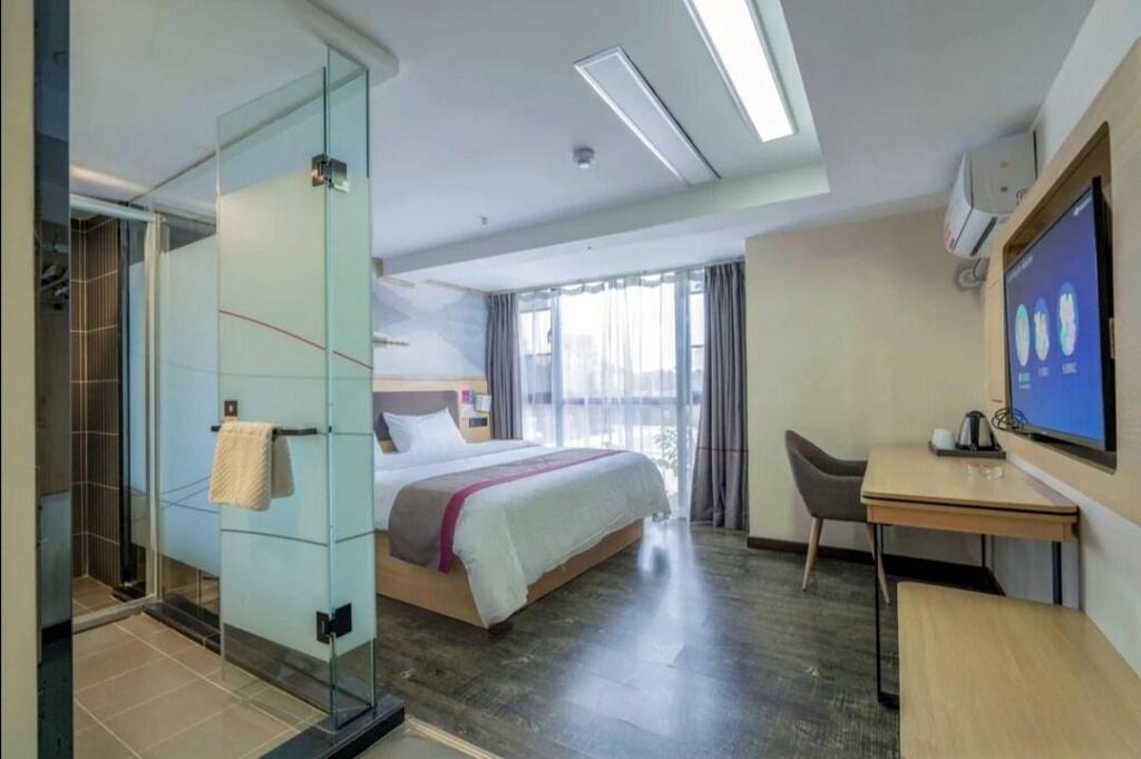 Гуйян: Thank Inn Hotel Guizhou Guiyang Guanshanhu District High-Speed Railway North Station