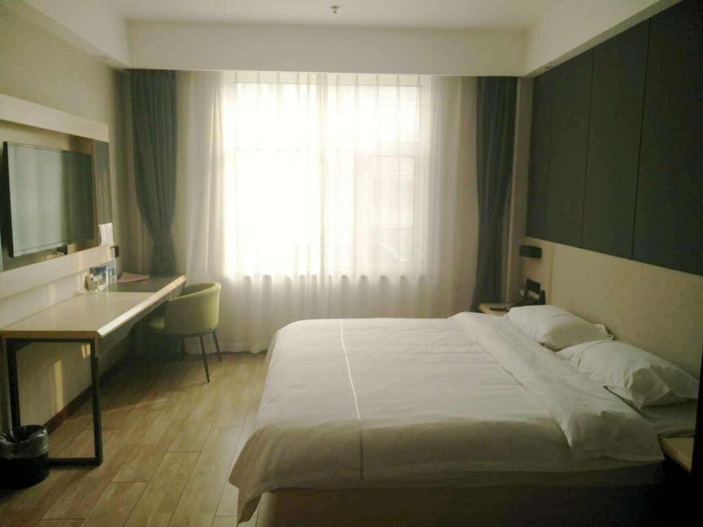 Thank Inn Plus Hotel Hebei Tangshan Lunan District Railway Station — фото 1