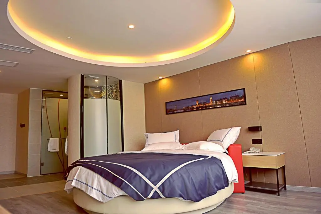 Цзуньи: Lano Hotel Guizhou Zunyi Renhuai Power Supply Bureau Office Building