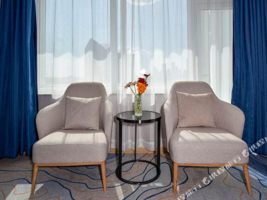 Тяньцзинь: Kyriad Marvelous Hotel Tianjin Yujiapu Finacial Center