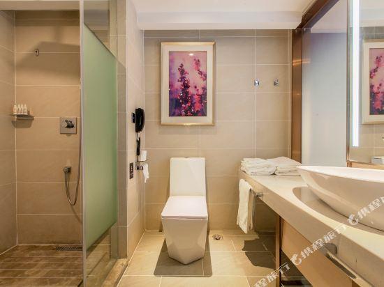 Джин-Чжоу: Lavande Hotels· Jingzhou Jianli