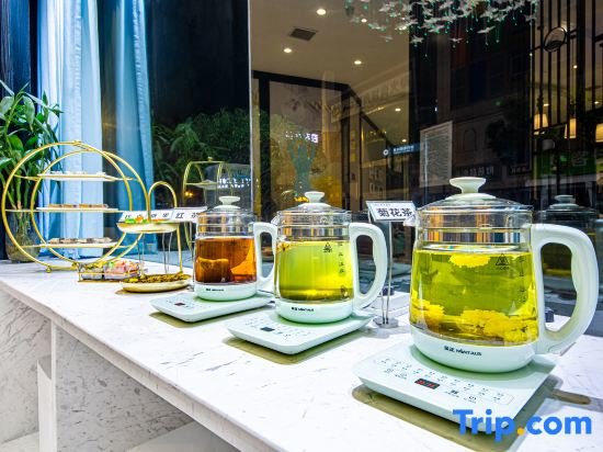 Наньчан: Xana Hotelle· Nanchang Tengwangge Walking Street