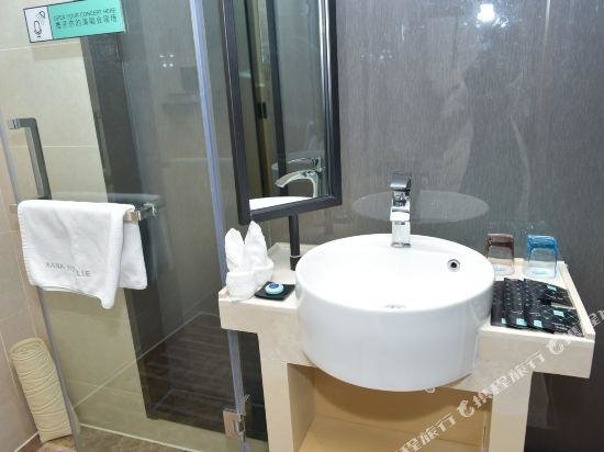 Чжэнчжоу: Xana Lite· Zhengzhou Provincial Center Store