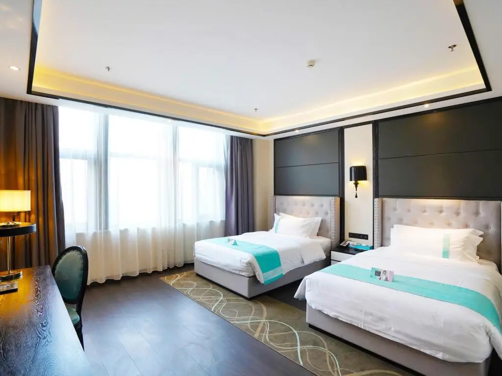 Чжэнчжоу: Xana Hotelle· Zhengzhou Zhonghao Fangte Lvboyuan